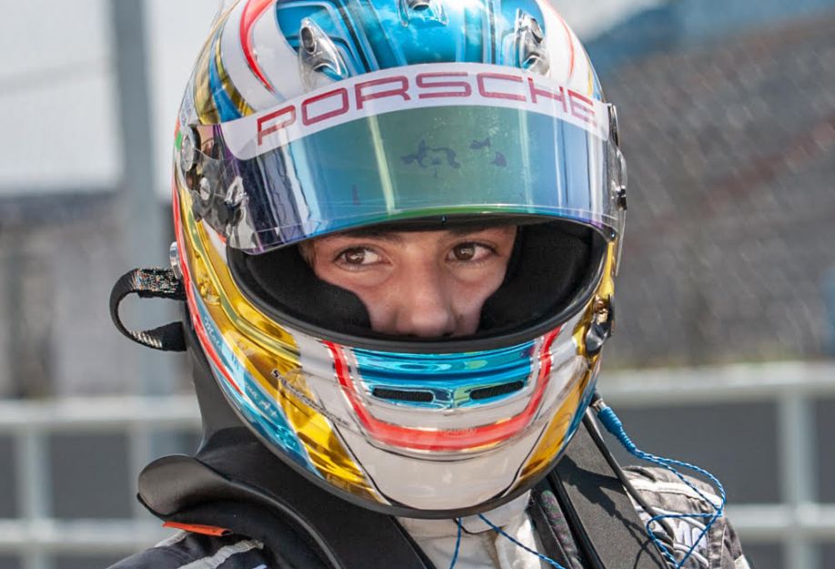 BRAND PRIX CASTROL| Mateo Llarena, el piloto más joven de la parrilla