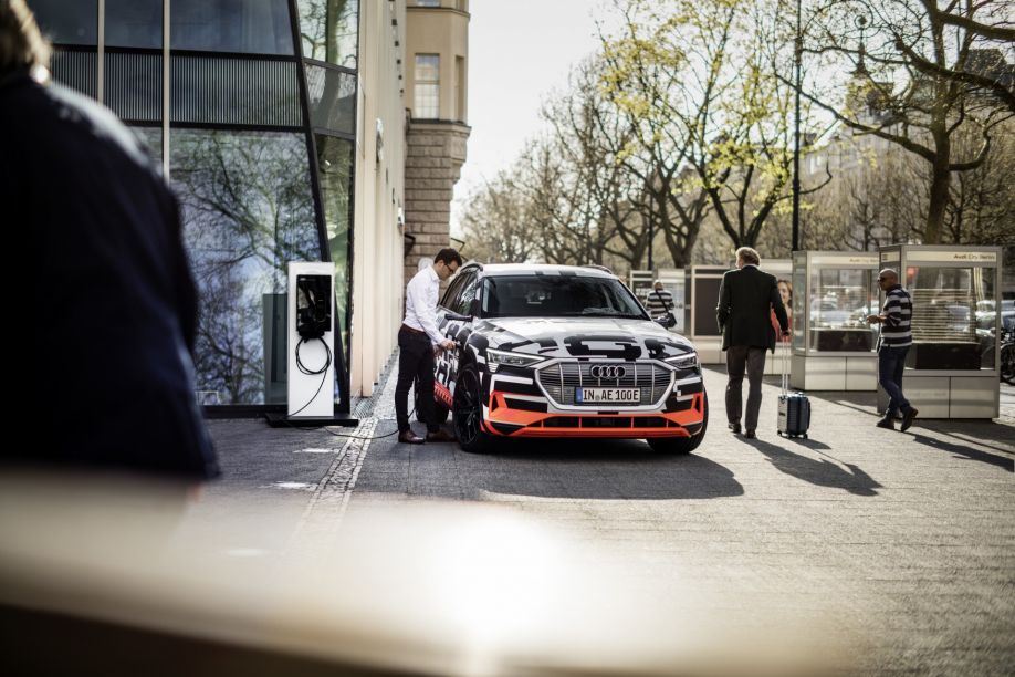 Audi conecta el auto eléctrico con el hogar