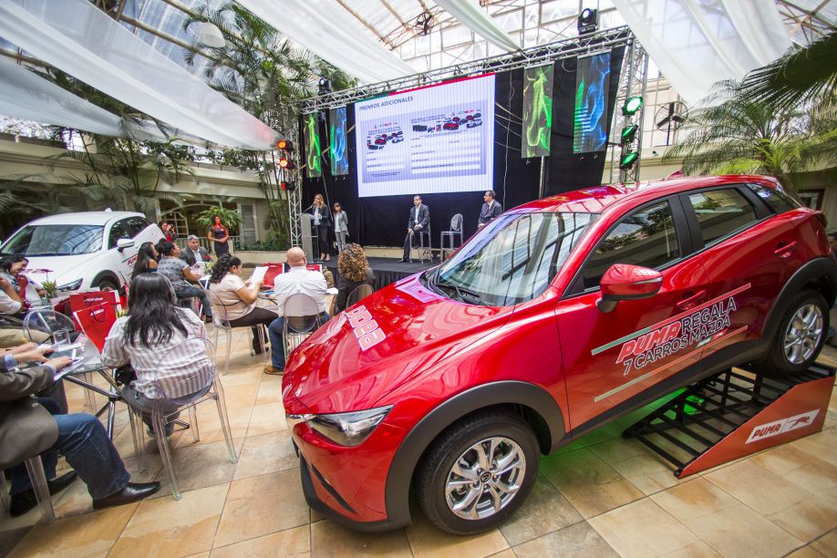 Puma premia fidelidad de guatemaltecos con 7 carros Mazda