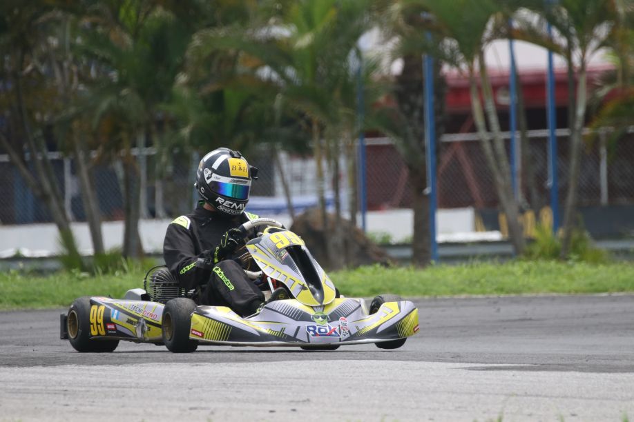 Juanes Morales domina la Vortex Senior en jornada dominical la Fecha 4 de karting