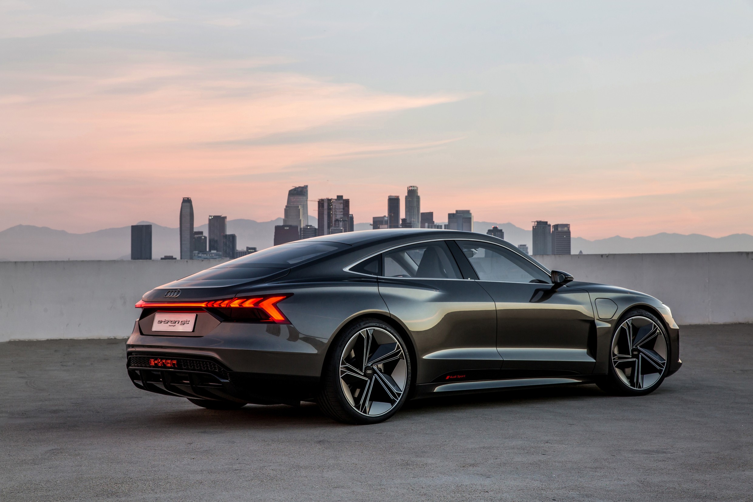 Audi e tron GT concept medium 4