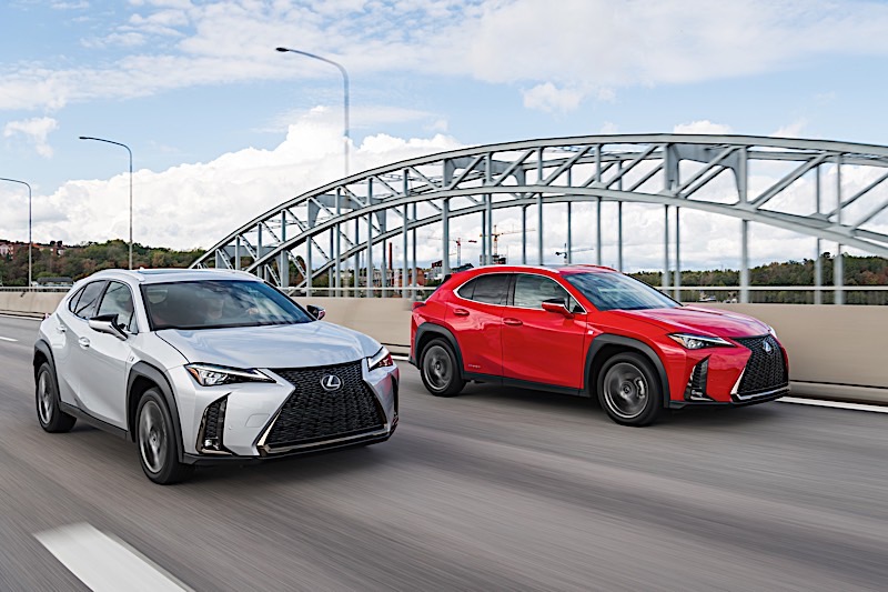 Lexus UX 200 Platinum Silver 006 FA3DBEC55D304E45B44A1DA354FC71E34FFC3FB8
