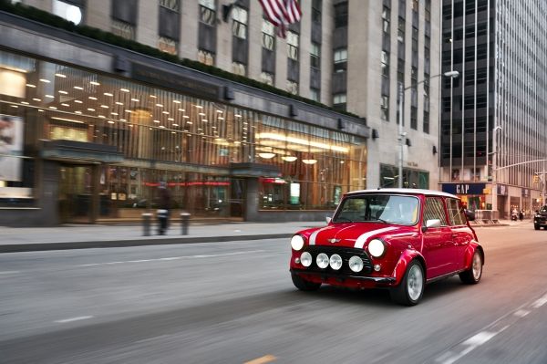 P90298500 lowRes classic mini electri