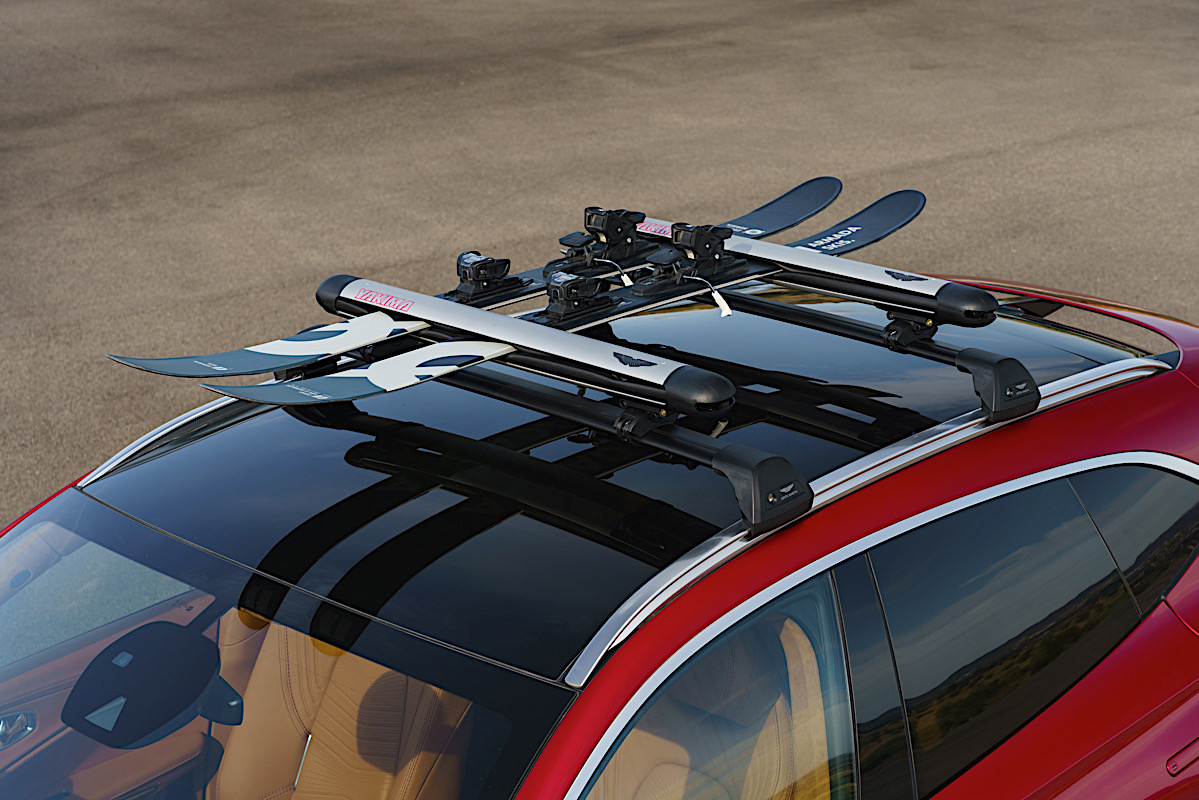 Aston Martin DBX33Ski Rack jpg