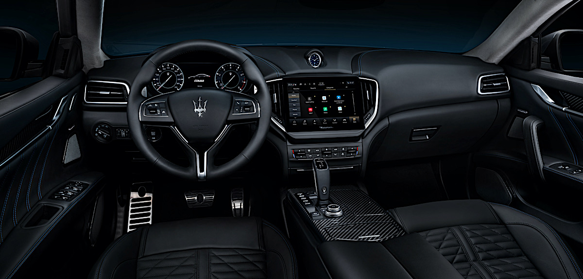 18 Maserati Ghibli Hybrid