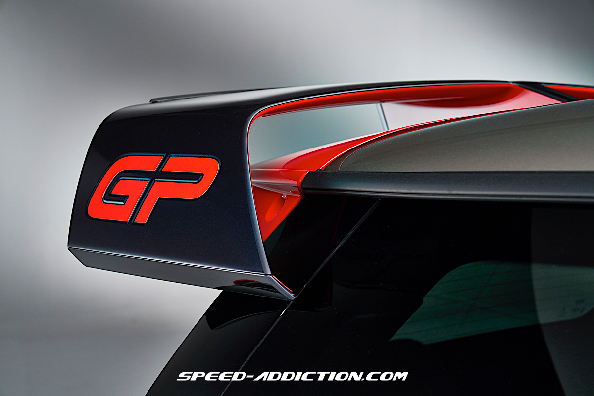 P90376676 highRes mini john cooper wor