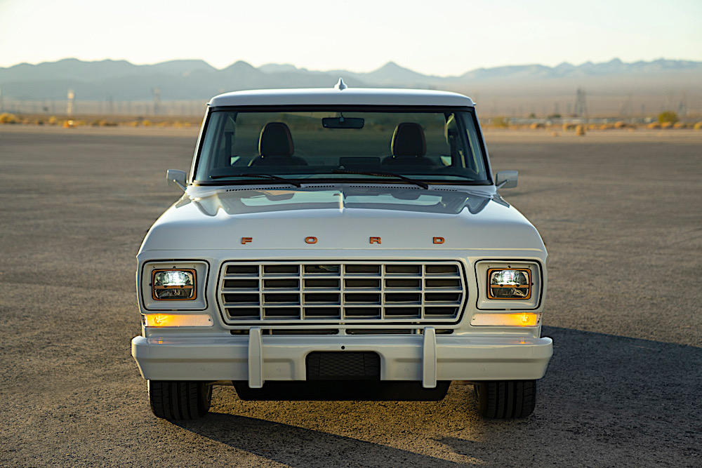 All electric Ford F 100 Eluminator concept truck 02