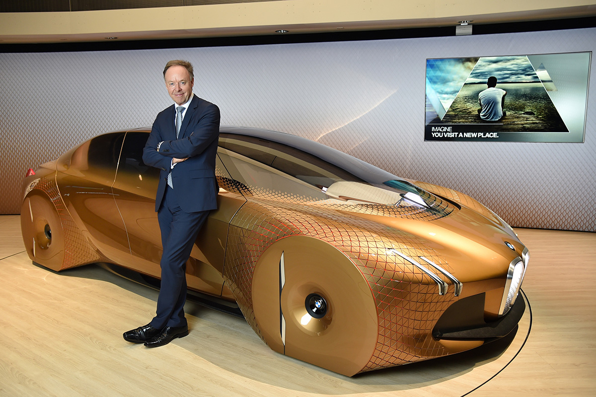 BMW vision next 100 1