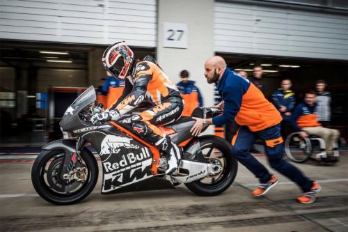 KTM acelera rumbo a la temporada 2017 de MotoGP