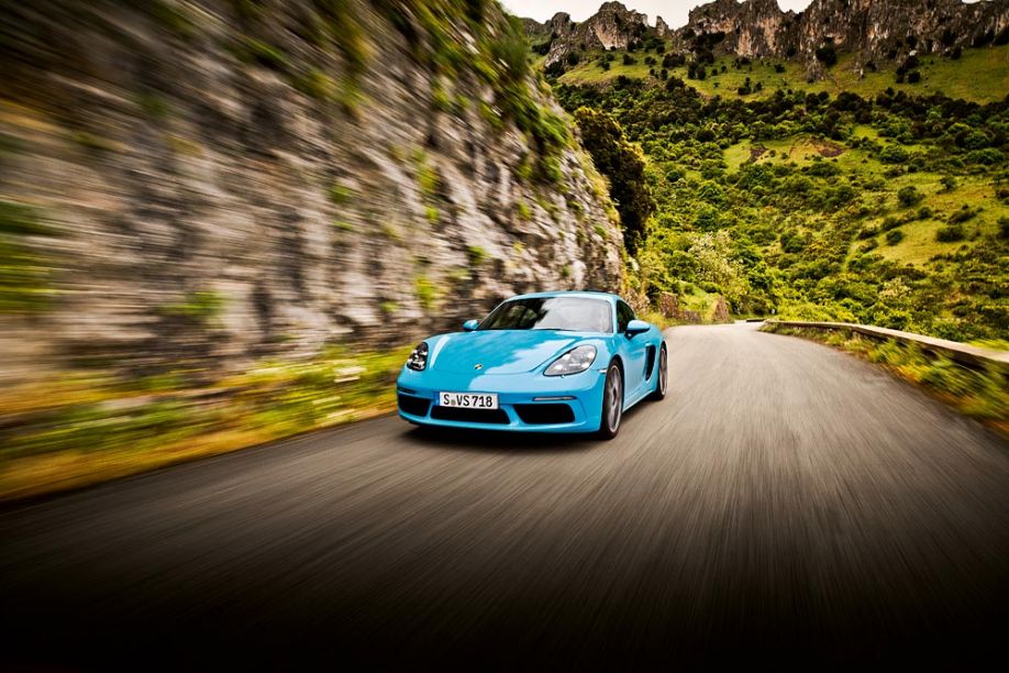 El Porsche 718 Cayman en la edición 100 de la Targa Florio