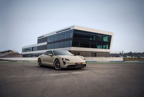 Porsche presenta el exclusivo Taycan GTS Hockenheimring Edition
