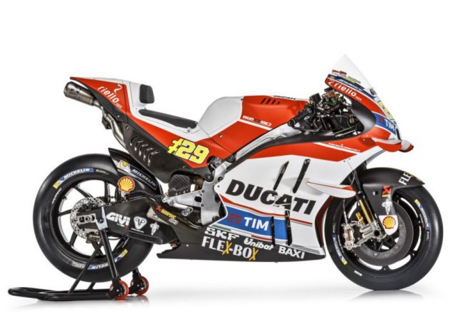 Ducati presenta sus caballos de acero para el 2016