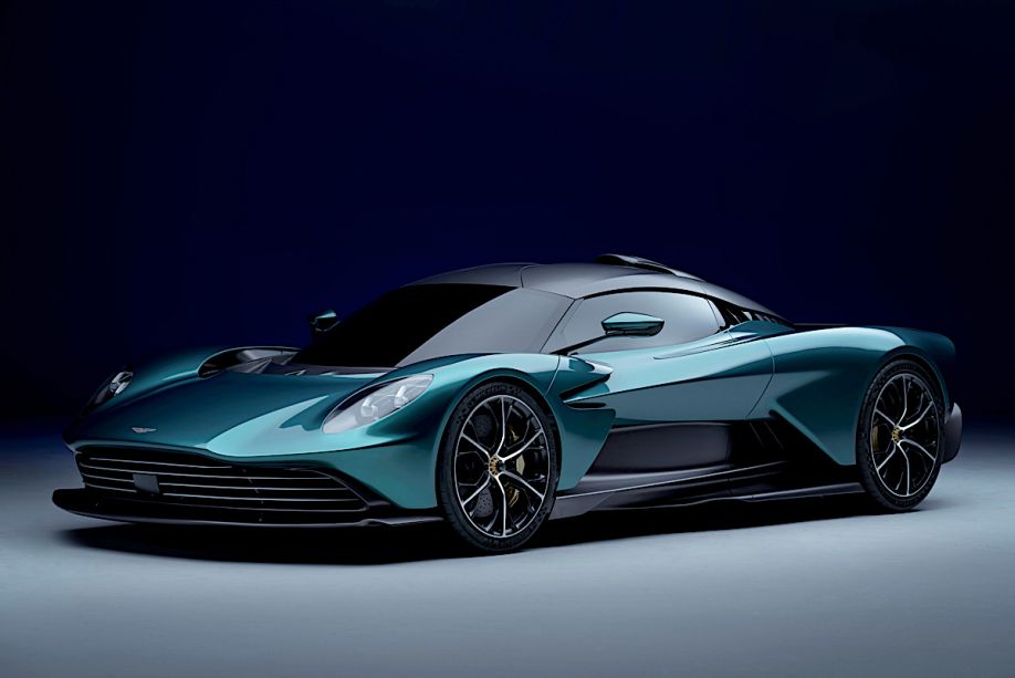 Aston Martin da un gran paso con el superdeportivo Valhalla