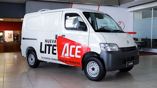 Toyota LITE ACE el modelo ideal para transporte de carga y pasajeros
