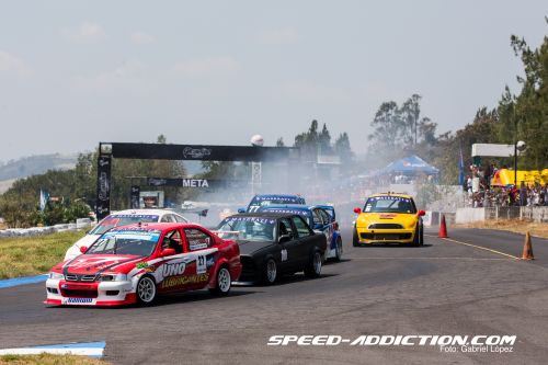 López y Chen triunfan en la Super Sport