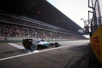 Gran triunfo de Nico Rosberg en China