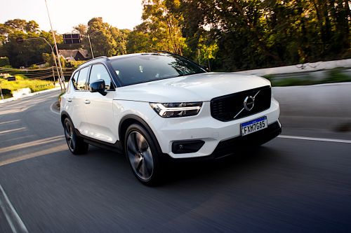 Volvo Cars presenta el XC40 T5 Plug-In Hybrid R-Design, su nuevo SUV híbrido