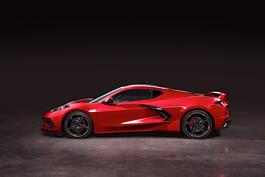 Chevrolet presenta el primer Corvette de motor central