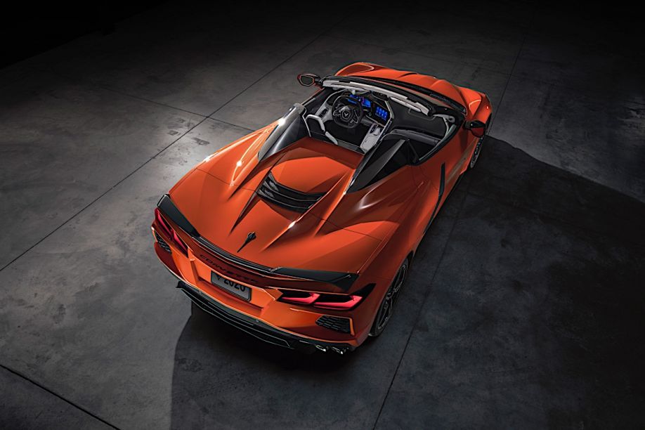 INDUSTRIA | Chevrolet presenta el Corvette Stingray, primer convertible de techo rígido