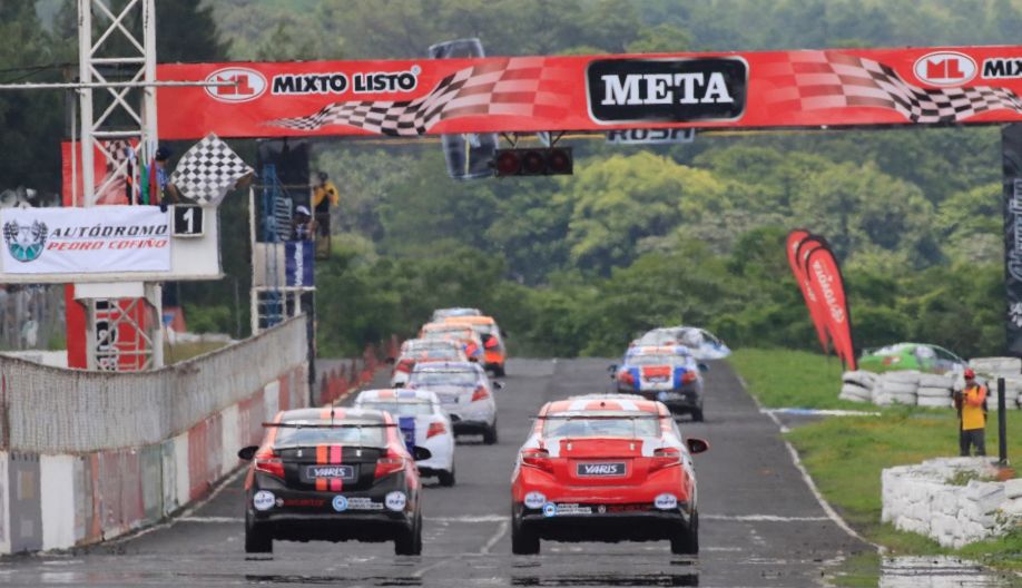 Se vienen las Tres Horas de la Copa Toyota Yaris